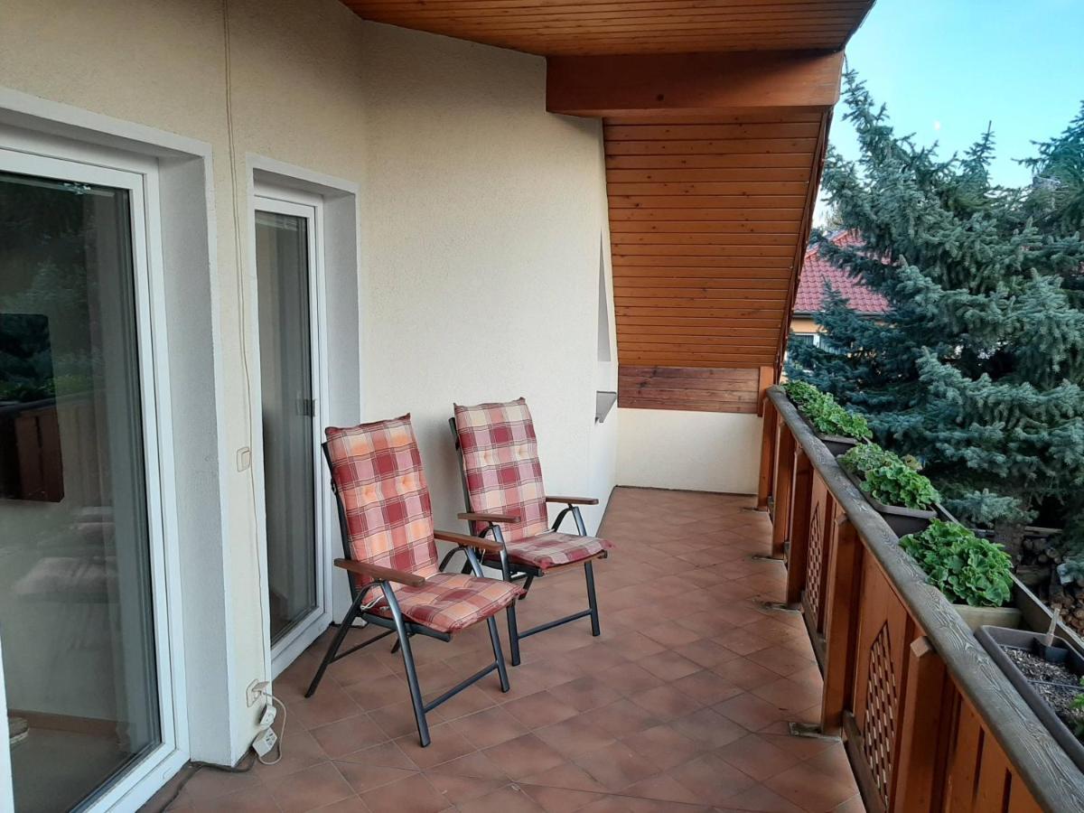Fewo Hohen Neuendorf Bei Berlin Mit Sauna Und Fuss-Spa Екстериор снимка